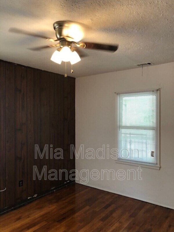 Foto del edificio - 115 Hibiscus Ave