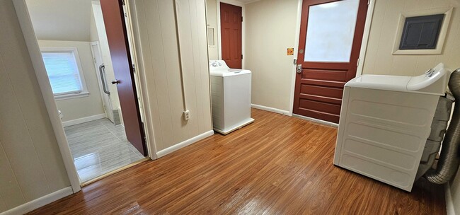 Photo - 216 N Champlain St Apartment