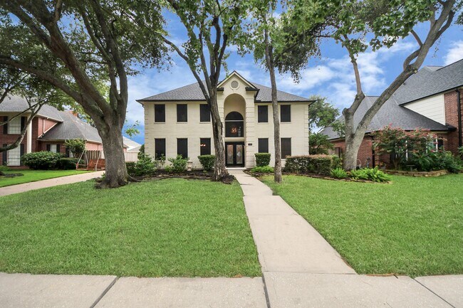 Foto del edificio - 2405 Guilbeau Ln