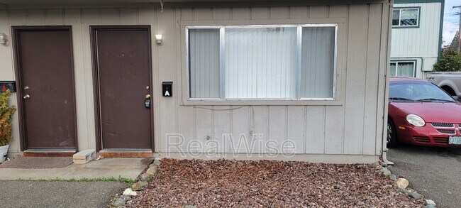 Foto del edificio - 1112 SW 5th St