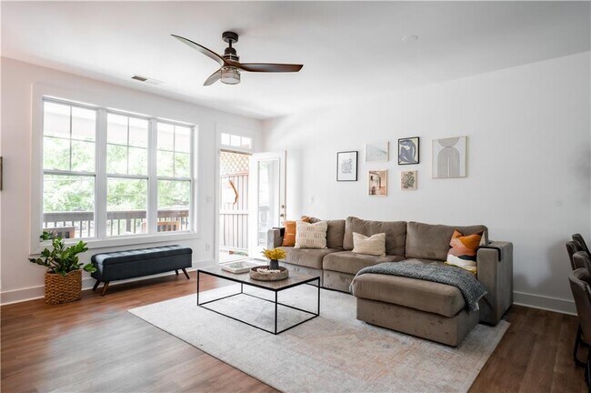 Foto del edificio - 802 Marcus St SE