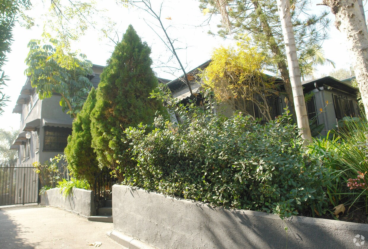 Foto del edificio - 2822 Waverly Dr