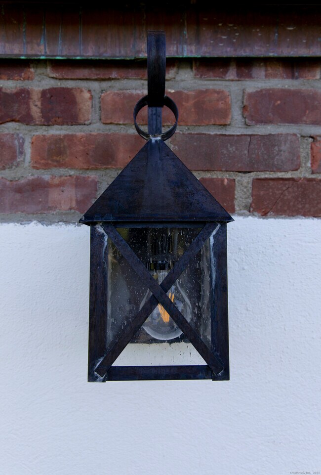 Foto del edificio - 40 Strickland Rd