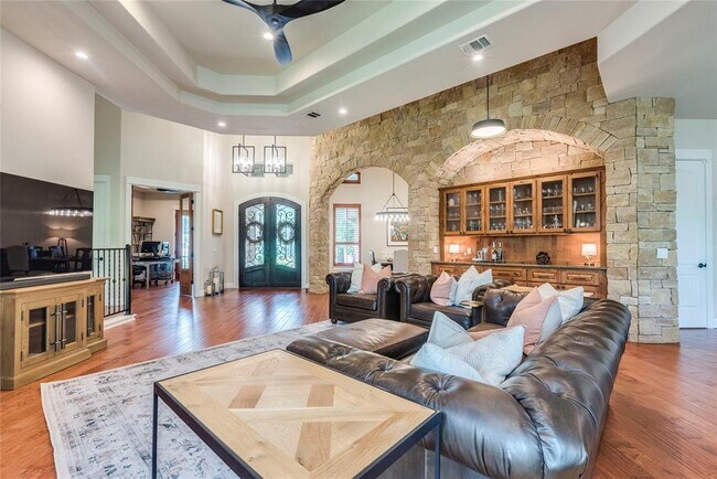 Building Photo - 509 Duck Lake Dr