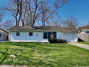 Building Photo - 2620 Eagledale Dr