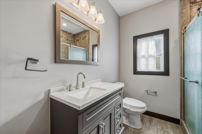 Building Photo - Charming 2BR Home in Ardsley Park – Walk to Starland Yard & Local Favorites!