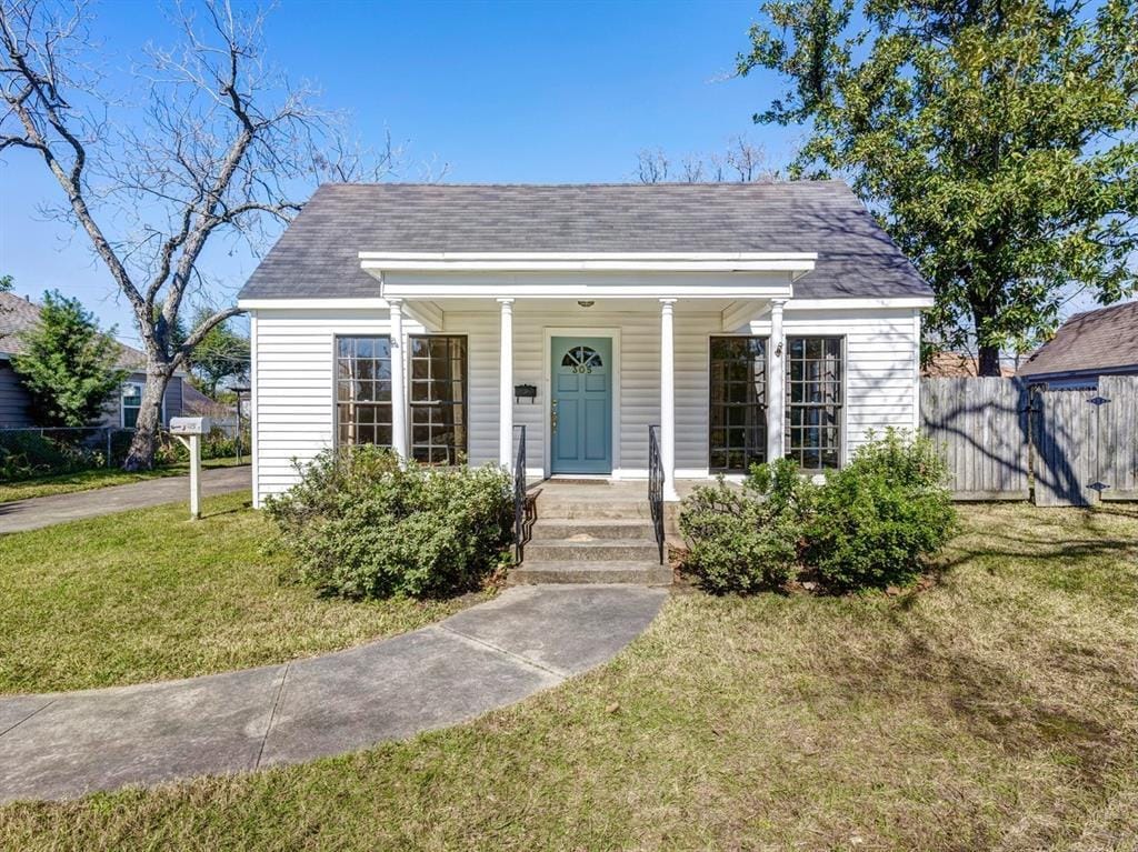 Primary Photo - 305 Joyce St