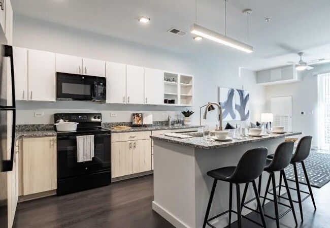 Foto del edificio - 750 Avondale Creek Dr.