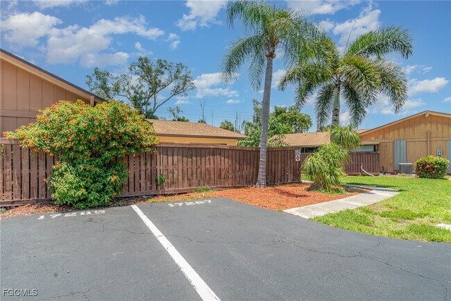 Foto del edificio - 17287 Timber Oak Ln