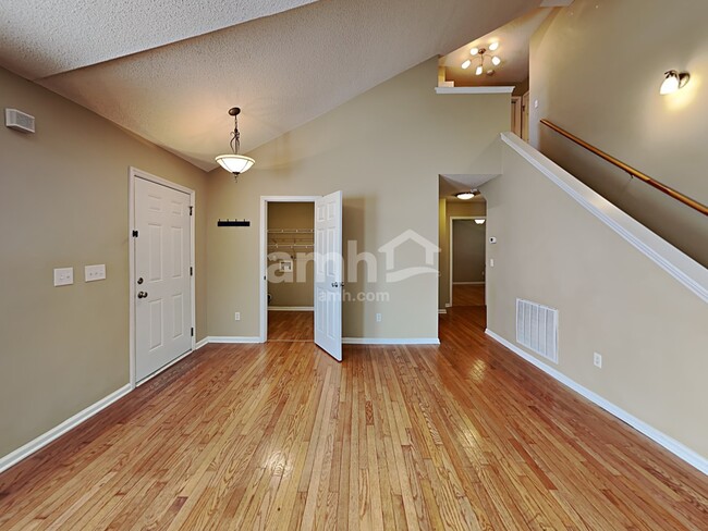Foto del edificio - 4001 Mantua Way