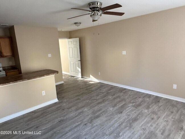 Foto del edificio - 1339 Foxwood Pl