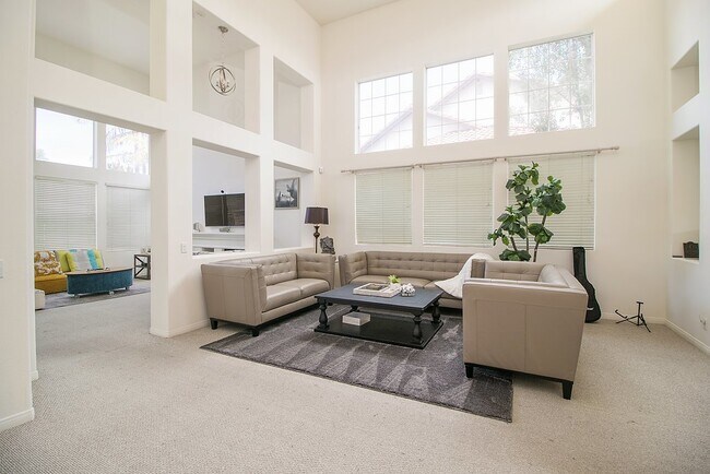 Foto del edificio - Prime Location Near Dana Point Harbor and Beaches!