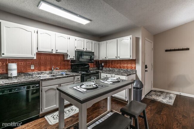 Foto del edificio - 1 br, 1 bath Condo - 6610 Willow Pointe NW...
