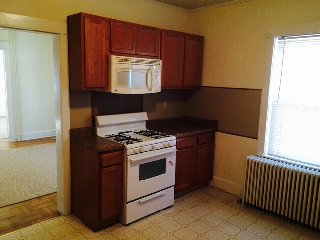 Foto del edificio - 5 Eastman Ave, LLC.