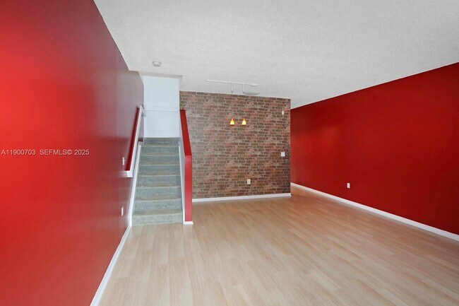 Foto del edificio - 2239 SE 25th Ave