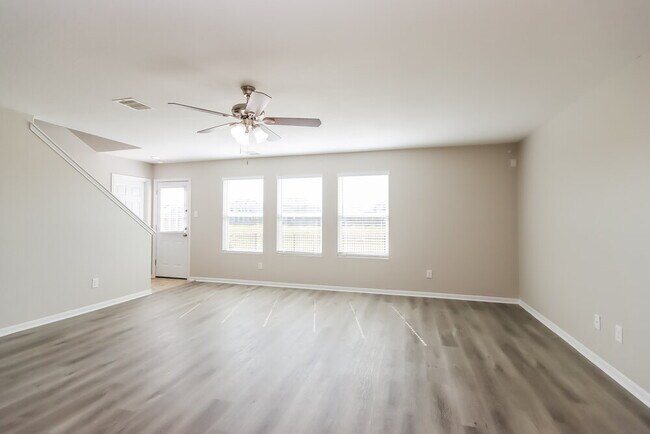 Foto del edificio - 9958 Chimney Swift Ln