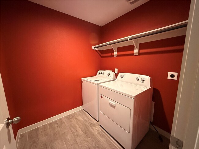 Foto del edificio - 59 Spring Ln