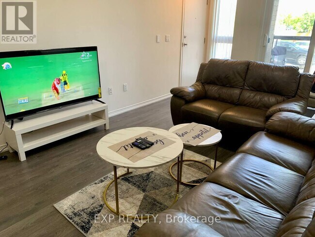 Photo du bâtiment - 8855-8855 Sheppard Ave E