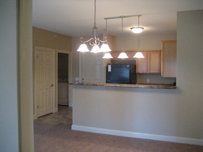 Foto del edificio - Beautiful 2 bedroom, 2 bath Condo in University Heights