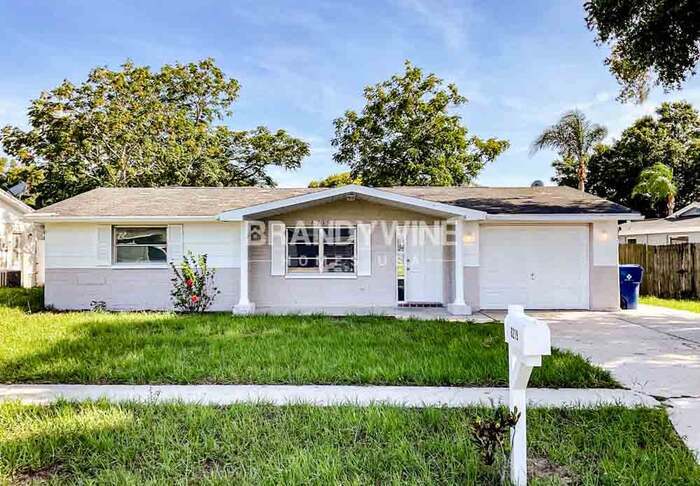 Foto principal - 6219 11th Ave