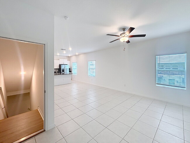 Building Photo - 822 Tennyson Mill Cir