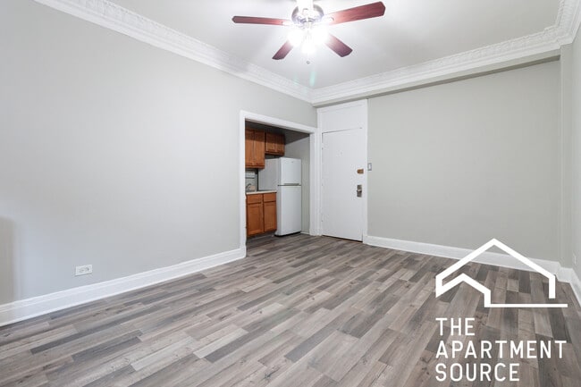 Building Photo - 3835 N Fremont St