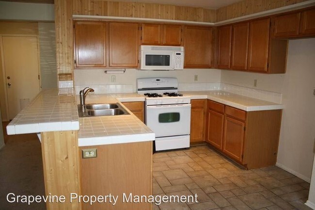 Building Photo - 43096 Camino Casillas