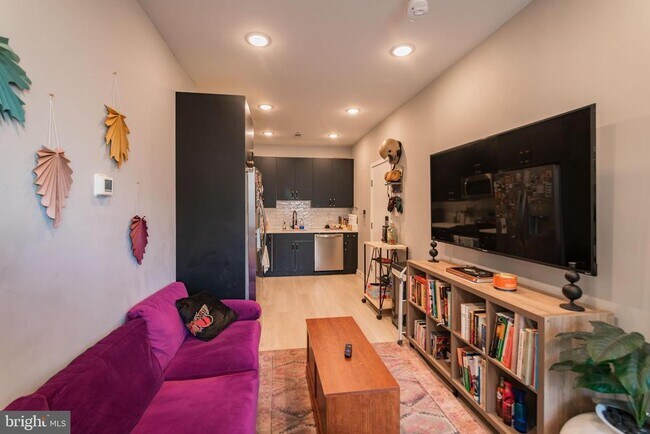 Foto del edificio - 2428 Jasper St