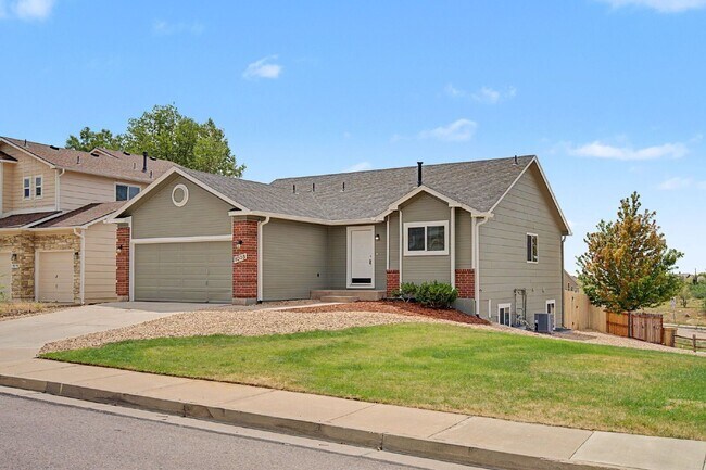 Foto del edificio - 1005 Scarlet Oak Dr
