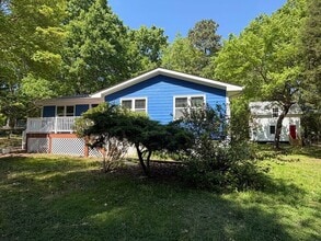 Building Photo - 7709 Grand Lillie Dr