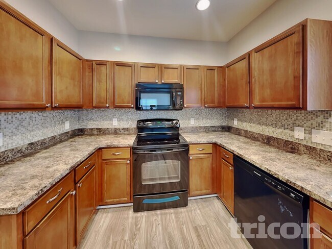Building Photo - 1028 Mountain Laurel Ct
