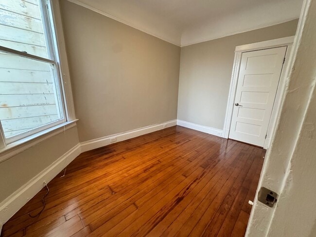 Building Photo - 523-523 Natoma St
