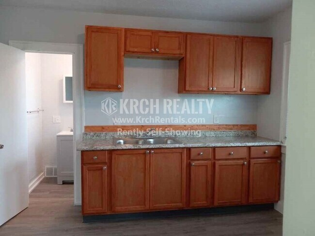 Foto del edificio - Newly Remodeled  3 Bedroom 1.5 Bathroom