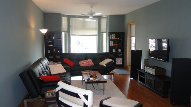 Foto del edificio - 301 Harbour Town Dr