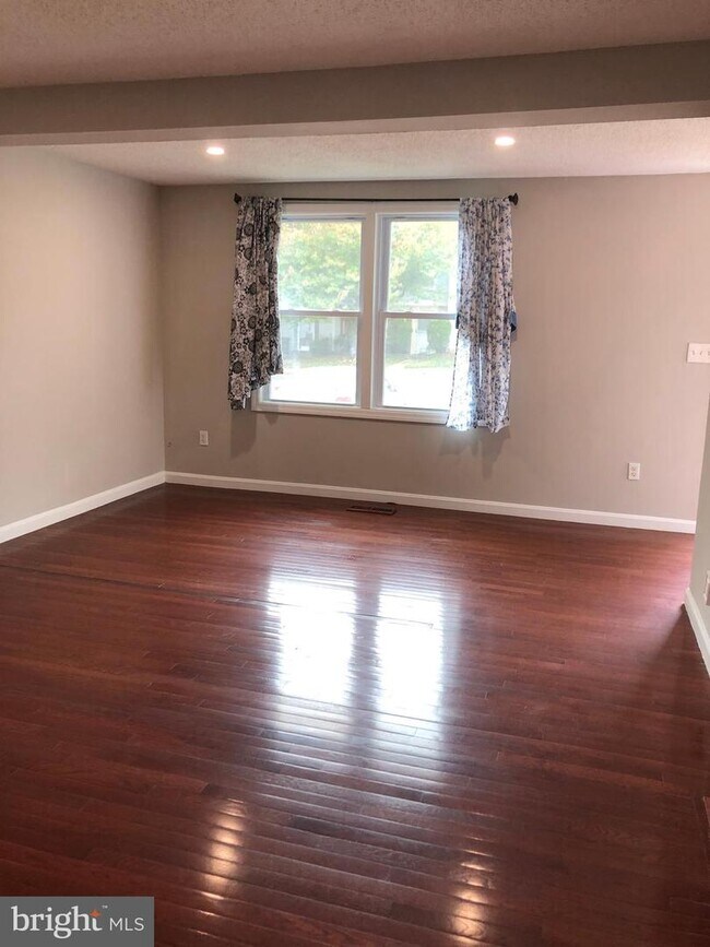 Building Photo - 3472 Belfry Ln