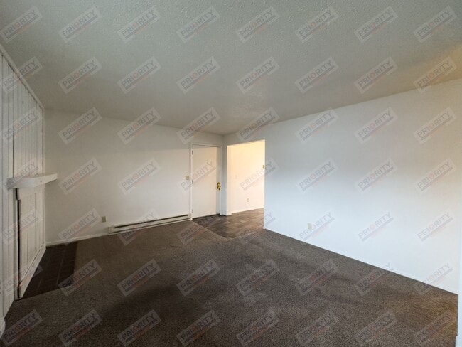 Building Photo - Ealges Nest Apartments