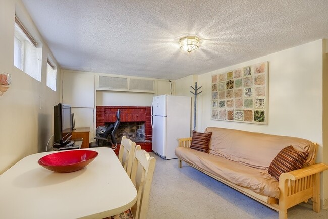 Photo - 10 Greenbrook Rd House