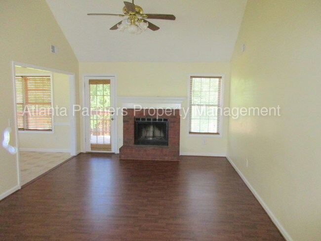 Building Photo - 355 Waverly Point Dr