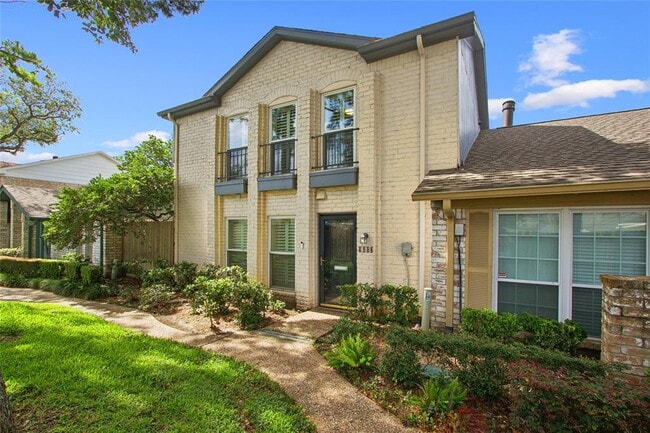 Building Photo - 2908 Gessner Rd