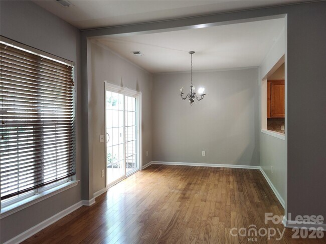 Foto del edificio - 8952 Kirkley View Ct