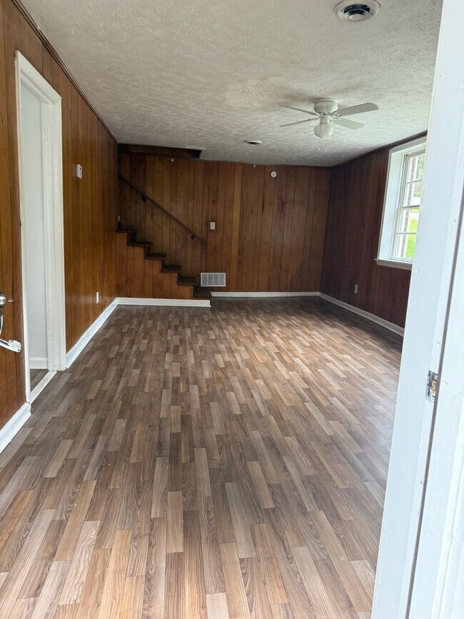 Photo - 8195-8195 Spillers Dr SW Apartment