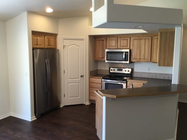 Foto del edificio - 410 S Saddlerock Ave