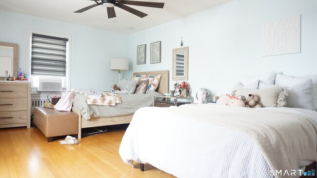 Foto del edificio - 228 Jennings Rd