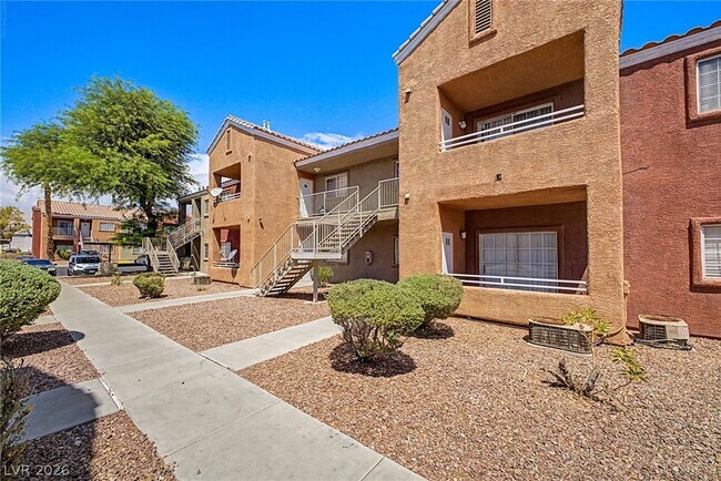 Foto del edificio - 4730 E Craig Rd