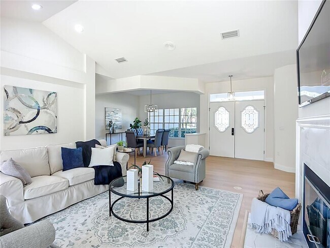 Foto del edificio - 2960 Sandringham Pl