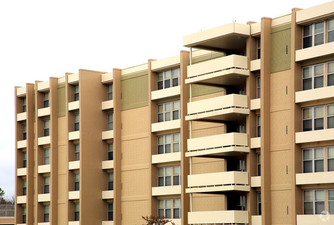 Building Photo - Hewgley Terrace