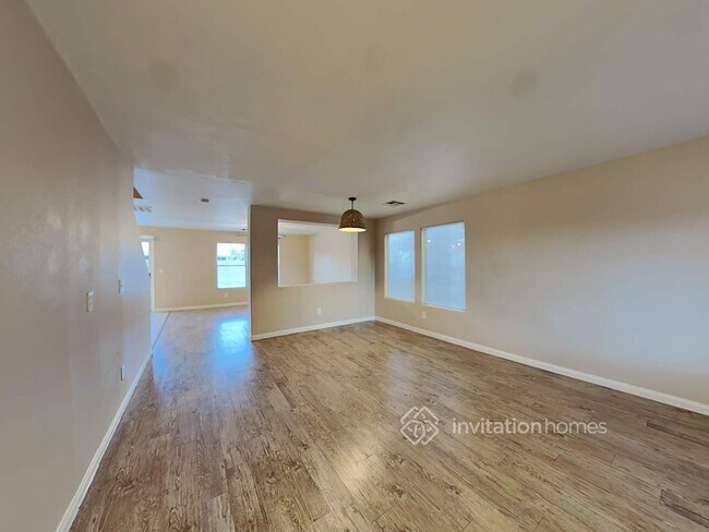 Building Photo - 280 Bella Calabria Ave