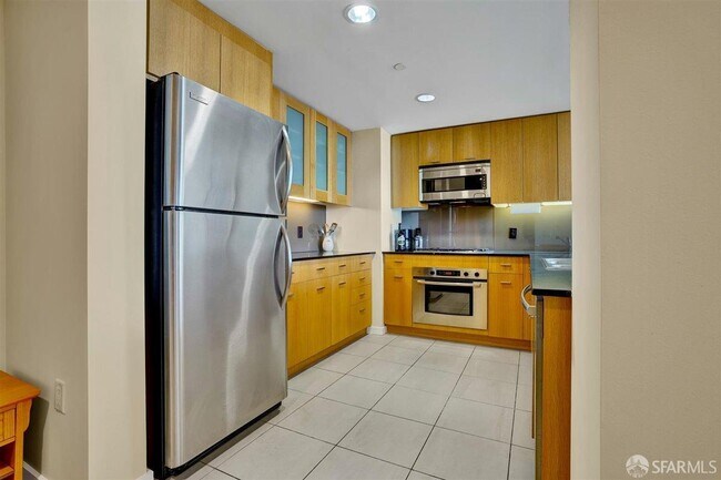 Foto del edificio - 355 1st St