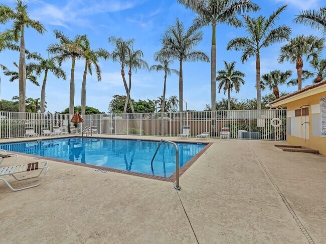 Foto del edificio - 16879 SW 1st Manor