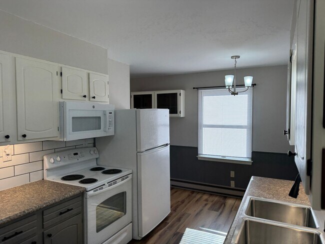 Foto del edificio - Charming 2-Bedroom Home for Rent in Timberville, VA